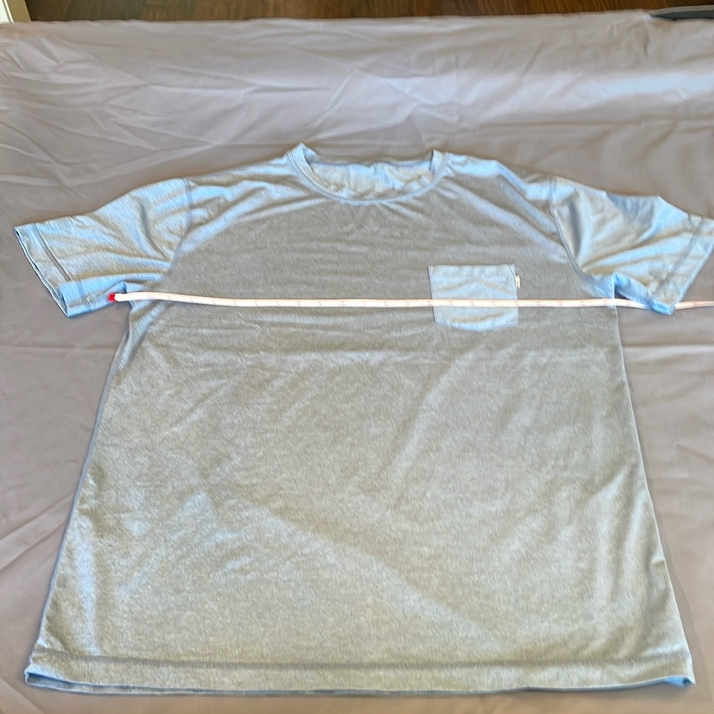 Vuori Mens XL T-Shirt blue Performance Pocket